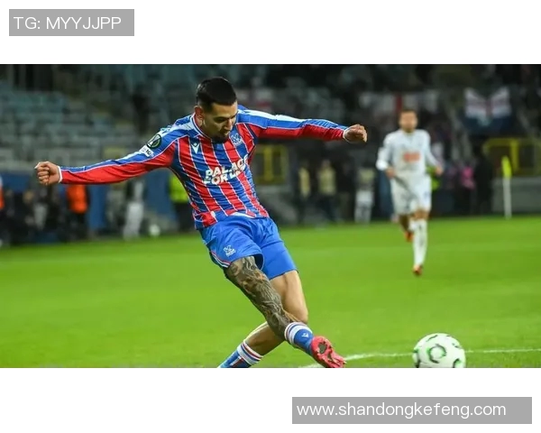 巴萨免签计划突遭变故德甲铁卫加盟悬念重重更衣室气氛紧张 巴萨免签计划突遭变故德甲铁卫加盟悬念重重更衣室气氛紧张